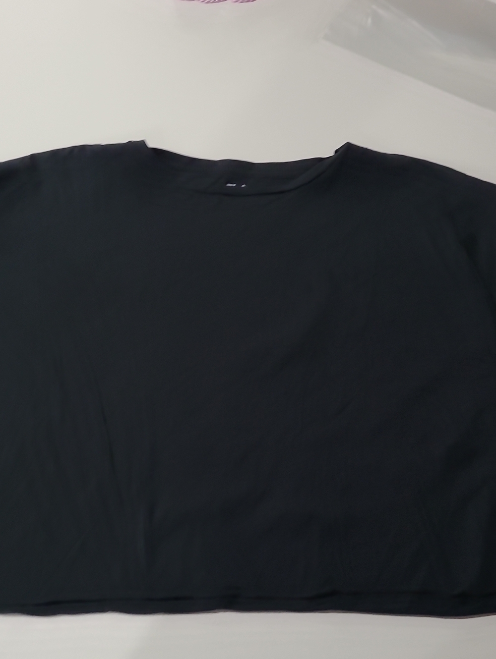Women's Black Short-Sleeve Crewneck Tee